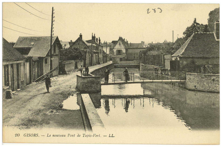 Gisors. Le nouveau Pont du Tapis-Vert.
