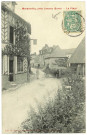 Morainville-près-Lieurey. La Place.