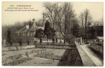 Amfreville-sur-Iton. Fabrique de Bronzes en poudre.