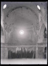 Intérieur d'église à Tarse (Turquie) (notice PA).