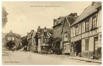 Berville-sur-Mer. Maisons du XVe siècle.