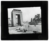 Porte d'Évergète du temple de Karnak (Égypte).