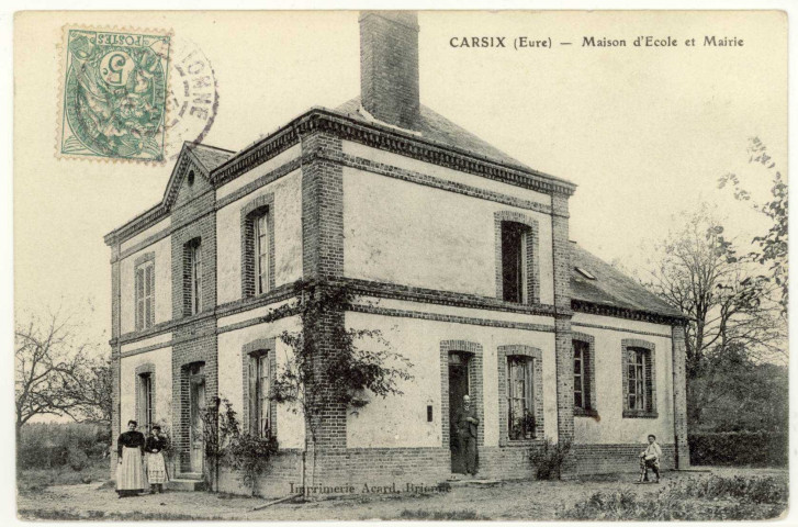 Carsix. Maison d'école et Mairie.