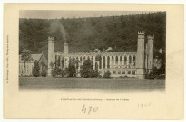 Douville-sur-Andelle. Ruine de l'usine.