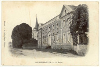 Bourgtheroulde. Les Ecoles.