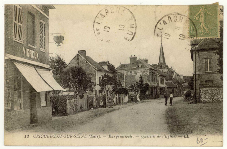 Criquebeuf-sur-Seine. Rue Principale-Quartier de l'Eglise.