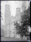 Tour et pignons des ruines et vestiges de l'abbaye de Jumièges (Seine-Maritime).