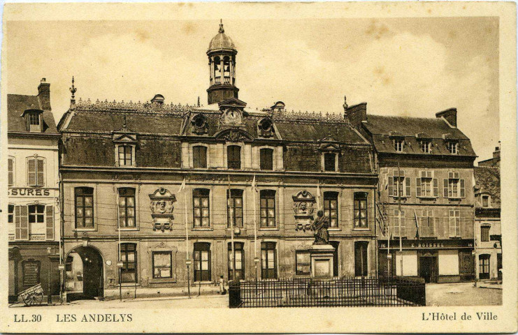 Andelys (Les). L'Hôtel de Ville.