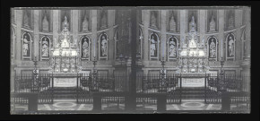 Intérieur d'une cathédrale italienne.