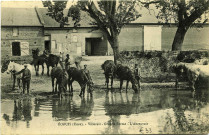 Ecouis. Villerest. - Grande Ferme. - L'Abreuvoir.