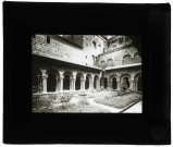 Cathédrale Notre-Dame-de-L'Annonciation du Puy-en-Velay (Haute-Loire), cloître.