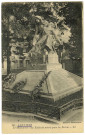 Louviers-Ville. Le Monument aux Enfants morts pour la Patrie.