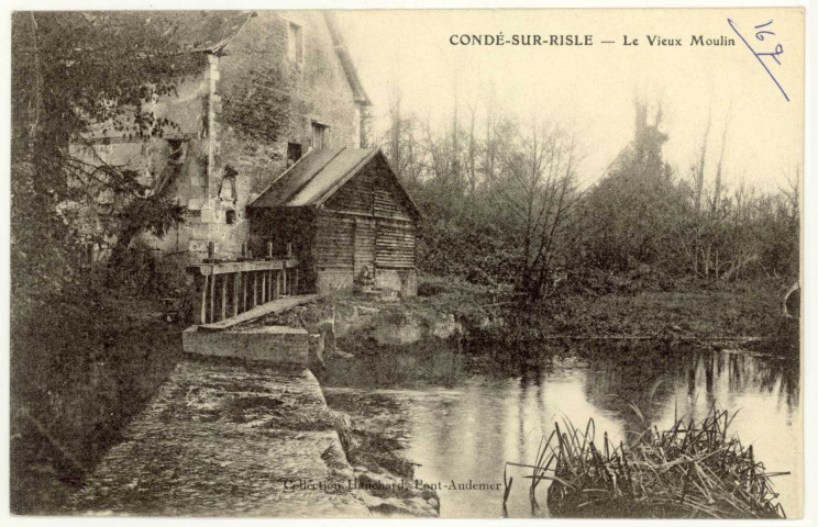 Condé-sur-Risle. Le Vieux Moulin.