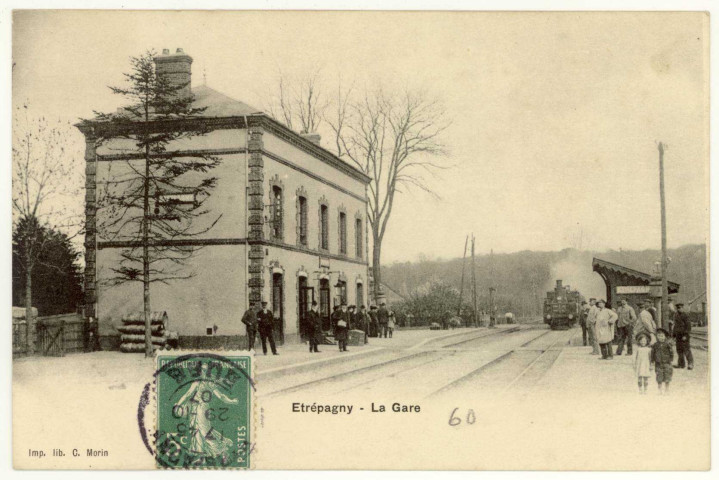 Etrépagny. La Gare.