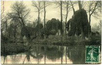 Douville-sur-Andelle. Douville-sur-Andelle, près Pont-St-Pierre. - Restes du Château de Logempré où résidèrent Henri IV et Gabrielle d'Estrées.