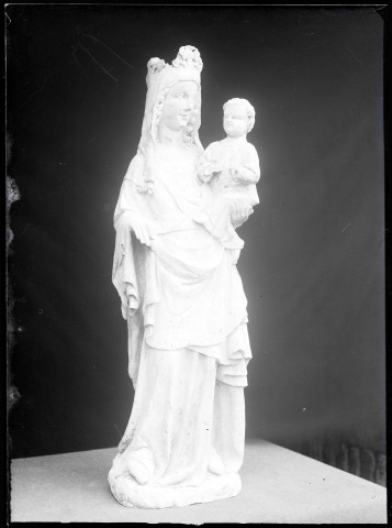 Statue de Vierge à l'enfant de l'église de Noyers (Eure).