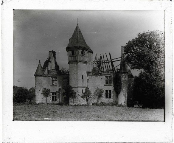 Manoir d'Argentelles de Villebadin (Orne).