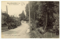 Bézu-Saint-Eloi. Rue des Moulineaux.