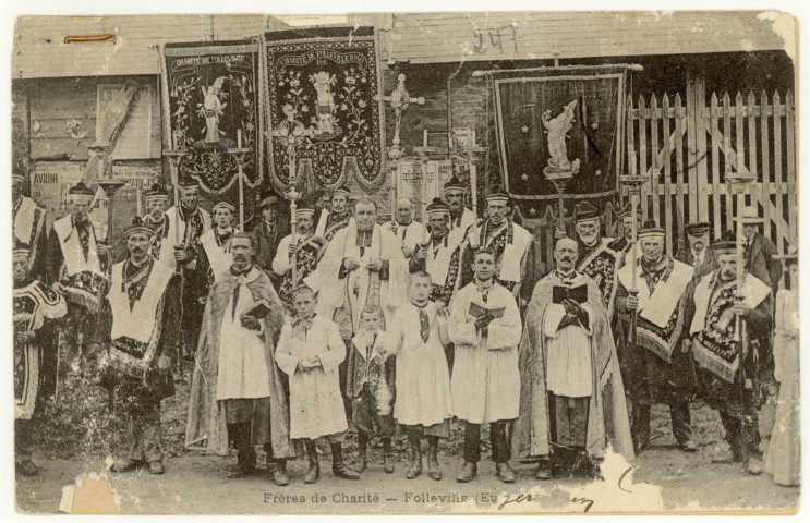 Folleville. Frères de Charités.