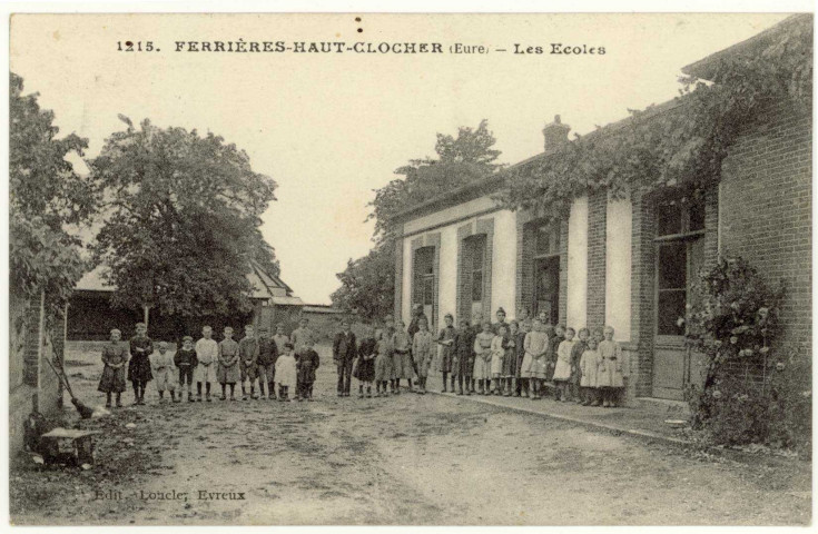 Ferrières-Haut-Clocher. Les Ecoles.