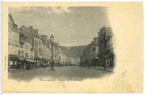 Pont-Audemer. Rue de la République.