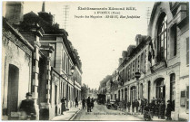 Evreux-Ville. Établissement Edmond Hée -Façade des magasins 53-55-57 Rue Joséphine.