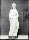 Sainte femme dite Jeanne de Saint-Martin, statue provenant de l'hôpital Saint-Jean-Baptiste d'Écouis, avant 1311 ou 1311-1313, aujourd'hui à l'église Notre-Dame d'Écouis (Eure).