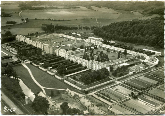 Evreux-Ville. Hôpital Psychiatrique.