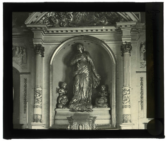 Église de Giverville (Eure), statue.