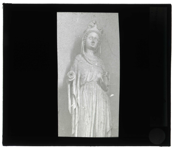 Église de Bézu-la-Forêt (Eure), statue de Sainte-Catherine.