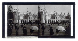 Palais des Arts Décoratifs de l'exposition universelle de 1900 à Paris (Seine).