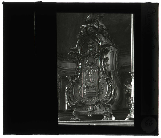 Église de Plasnes (Eure), tabernacle.