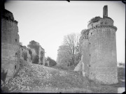 Ruines du château de la Hunaudaye (Pléven, Côtes-d'Armor)