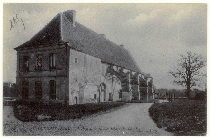 Conches-en-Ouche. L'Hôpital, Ancienne Abbaye des Bénédictins.