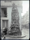 Fontaine de Lisieux représentant le Parnasse à Rouen (Seine-Maritime).