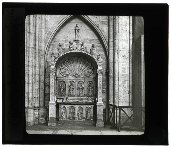 Basilique Saint-Denis (Seine-Saint-Denis), tombeau de Renée d'Orléans-Longueville.