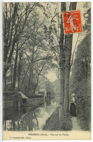 Verneuil-sur-Avre. Vue sur les Fossés.
