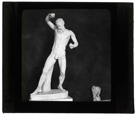 Musée du Latran à Rome (Italie), le satyre Marsyas d'après Myron.