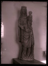 Statue de Vierge à l'enfant de l'église de Guerny (Eure).