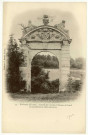 Croth. Entrée de l'ancien Château de Sorel, (Renaissance).
