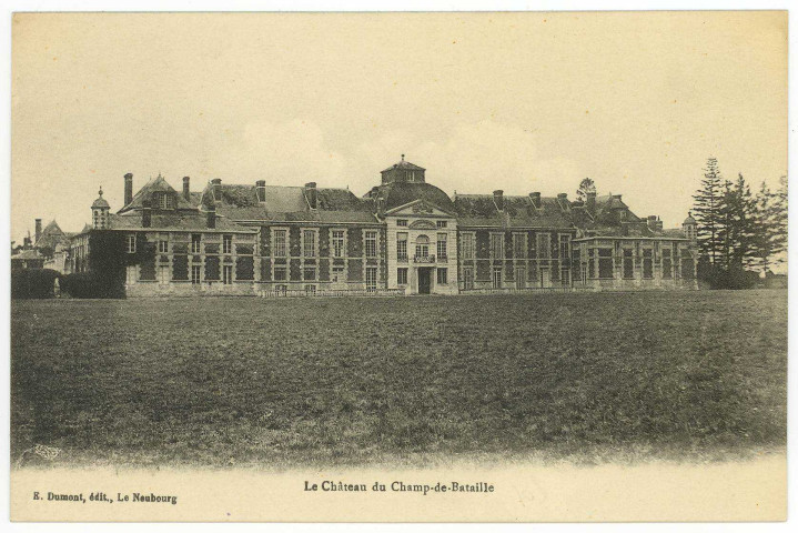 Sainte-Opportune-du-Bosc. Le Château du Champ-de-Bataille.