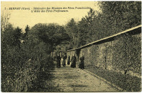 Bernay. Séminaire des Missions des Pères Franciscains. - L'Allée des Pères Professeurs.
