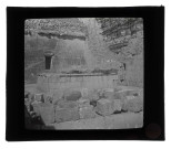 Ruines et vestiges de temple égyptien.
