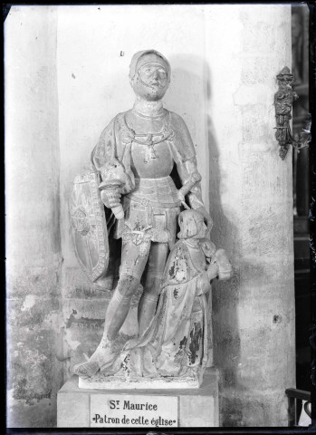 Statue de Saint-Maurice de l'église de Vesly (Eure).