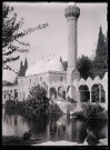 Vue de la mosquée et du lac d'Abraham à Ourfa (Turquie).