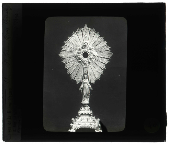 Ostensoir de Jean-Marie Vianney, curé d'Ars-sur-Formans (Ain).