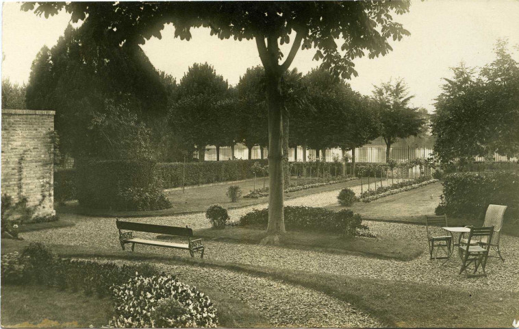 Andelys (Les). […].