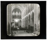 Basilique Saint-Denis (Seine-Saint-Denis), nef et orgues.