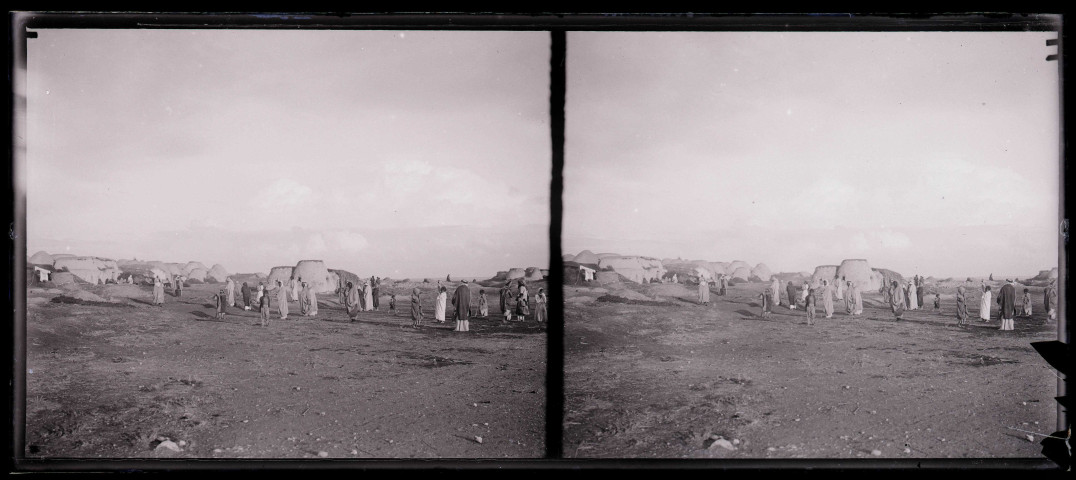 Village bédouin de la région d'Ourfa (Turquie) (notice PA).