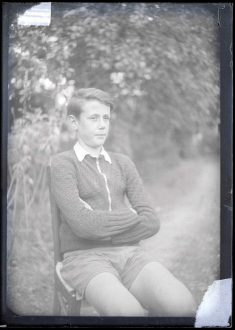 Portrait d'un jeune homme.